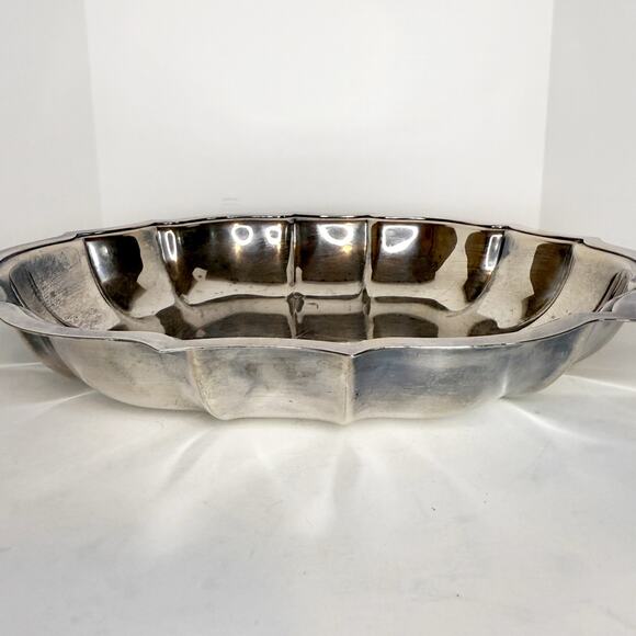 Vintage Chippendale International Silver Company Bread Plate - Picture 3 of 3